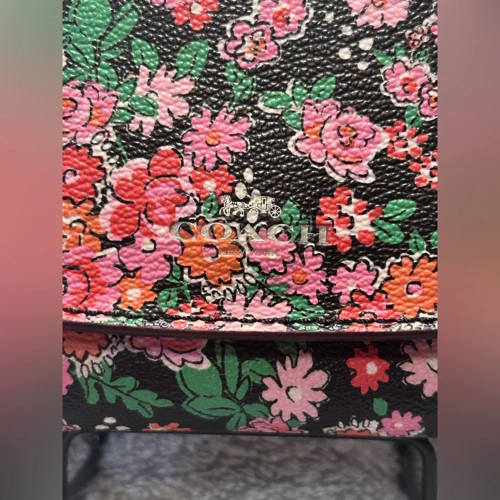 Coach Sierra Posey Cluster Floral Trifold Snap Wallet - Picture 4 of 14